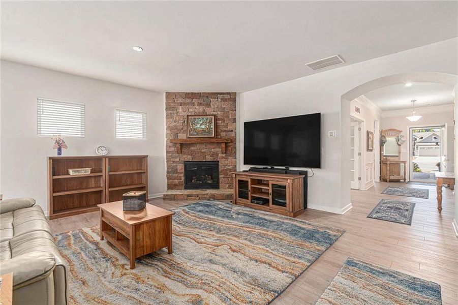 Furnished interior view inside a new home in , Griffin (Image 25).