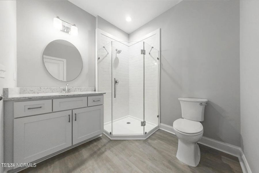 c404d9d72e31d3f00c5235e701330573-uncropp