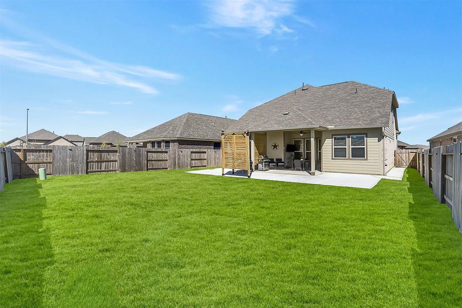 Exterior details and patio area of a home in Stone Creek Ranch, Hockley (Image 2).