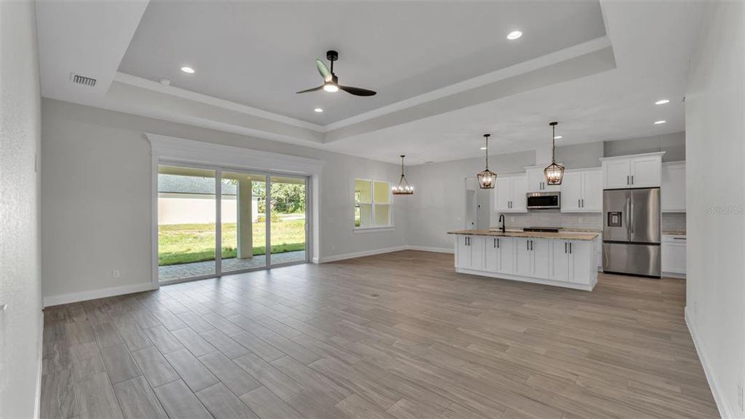 Spacious, unfurnished interior of a new home in , Lakeland (Image 45).