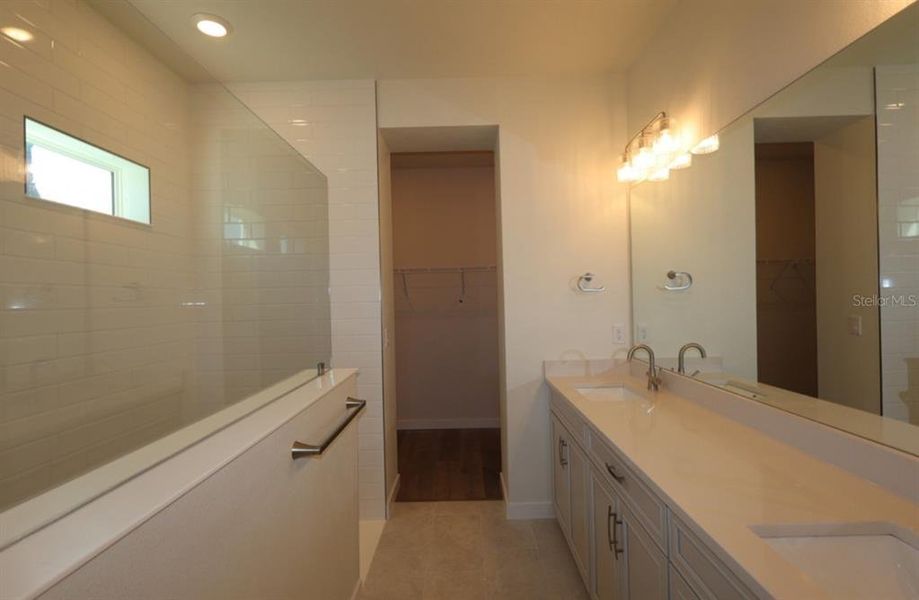 Furnished interior view inside a new home in , Apollo Beach (Image 8).