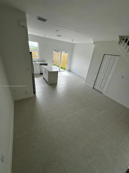 Image 21 of a home in .