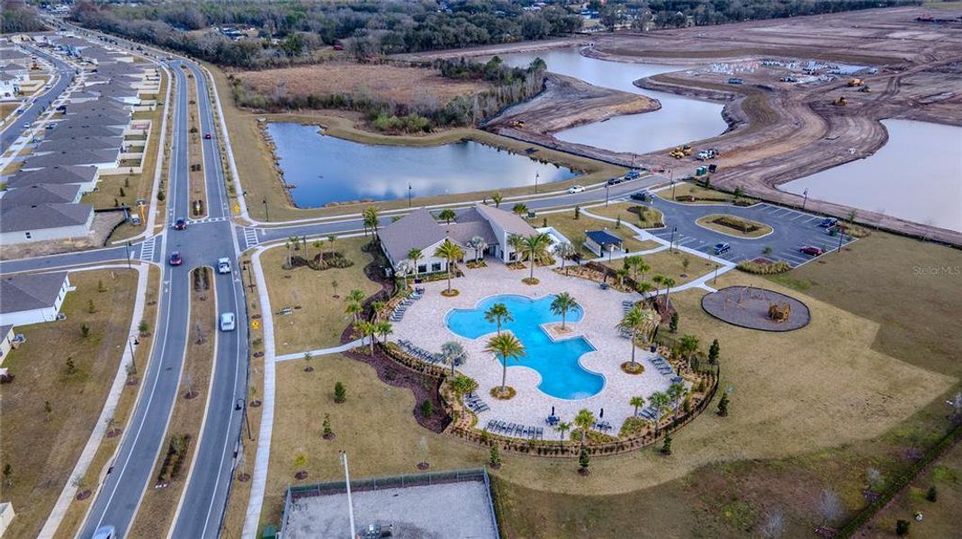 Community amenities in Storey Creek, Kissimmee (Image 49).