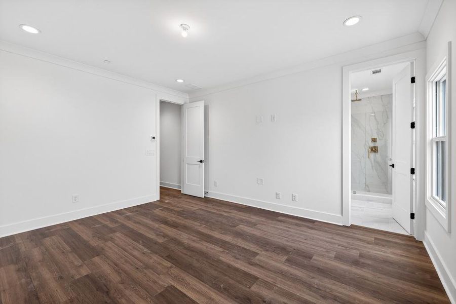 Spacious, unfurnished interior of a new home in Skyview On Broad, Sugar Hill (Image 29). Spacious, unfurnished interior of a new home in Skyview On Broad, Sugar Hill (Image 29).