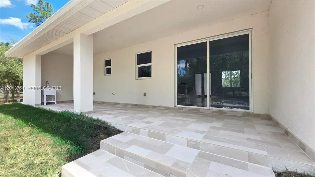 Exterior details and patio area of a home in , Clewiston (Image 4). Exterior details and patio area of a home in , Clewiston (Image 4).