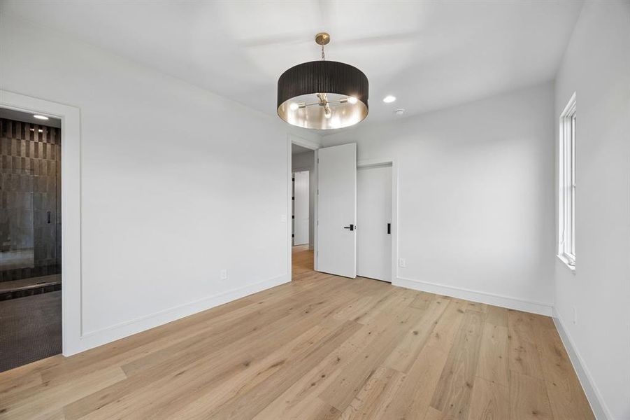 Spacious, unfurnished interior of a new home in , Coppell (Image 26). Spacious, unfurnished interior of a new home in , Coppell (Image 26).