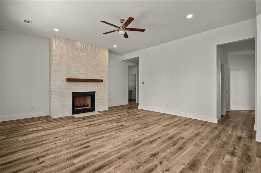 Spacious, unfurnished interior of a new home in Briar Branch Estates, Celeste (Image 28). Spacious, unfurnished interior of a new home in Briar Branch Estates, Celeste (Image 28).