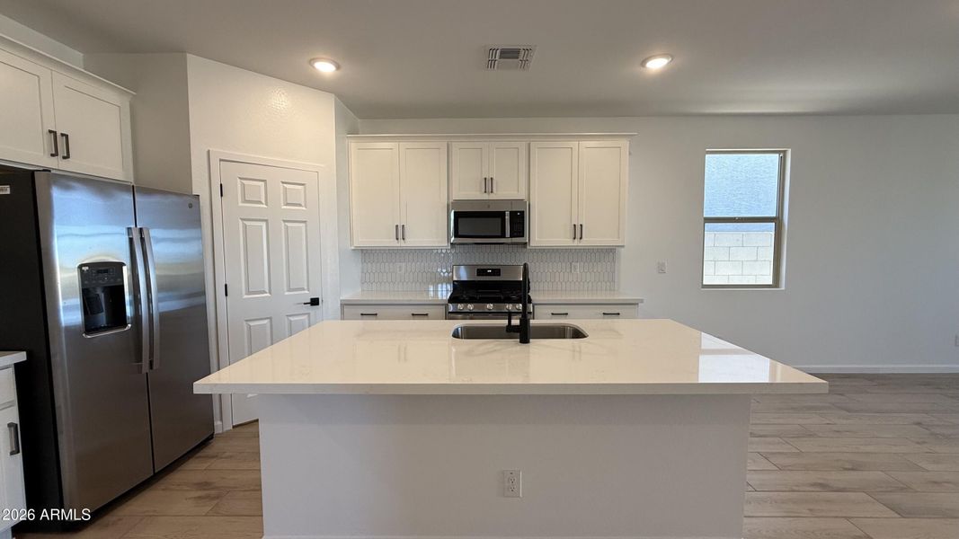 08 - Kitchen