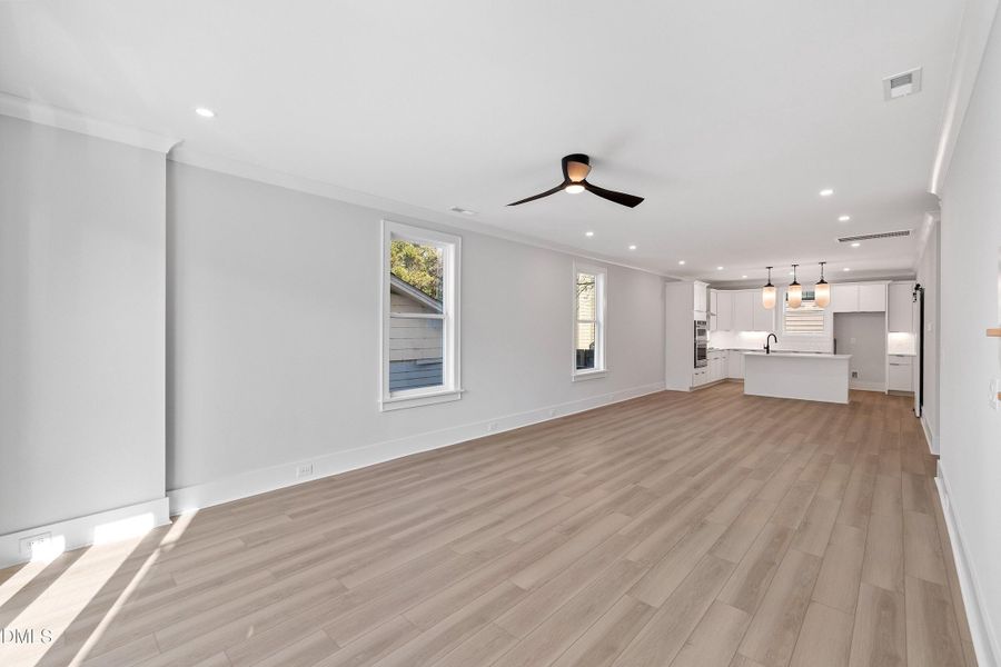 18-219 S West St_2187