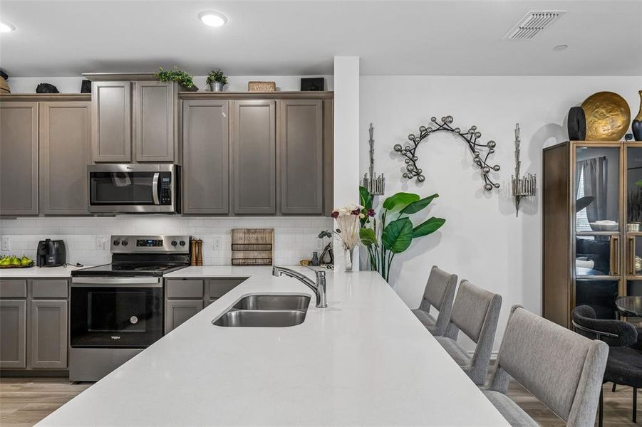 Furnished interior view inside a new home in Cloverleaf Crossing Townhomes, Mesquite (Image 5).