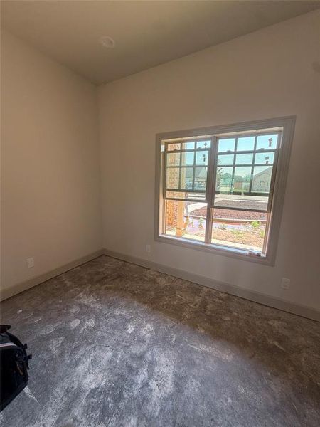 Spacious, unfurnished interior of a new home in , Abilene (Image 7).