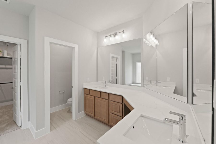 Image 39 of a home in Briarwood Crossing.