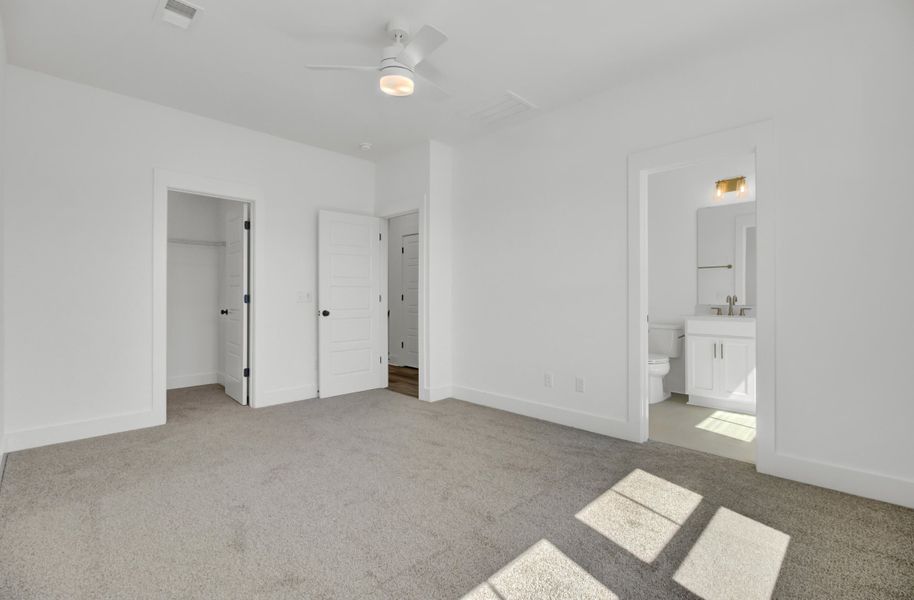 Spacious, unfurnished interior of a new home in Nexton - Midtown, Summerville (Image 8).