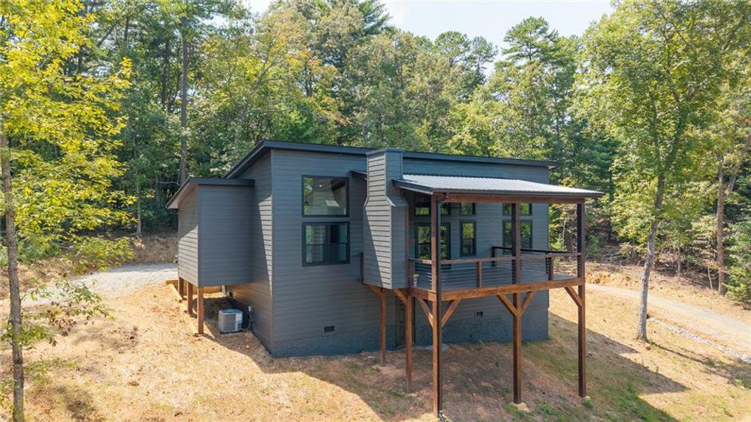 Exterior details and patio area of a home in , Morganton (Image 21).