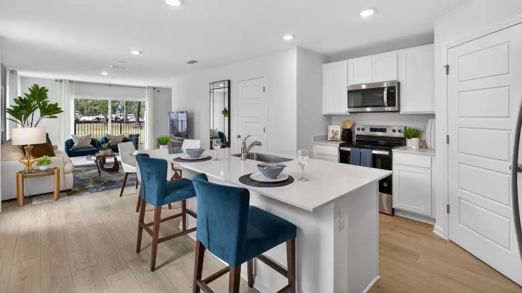 Furnished interior view inside a new home in Irongate Villas, Jacksonville (Image 5).