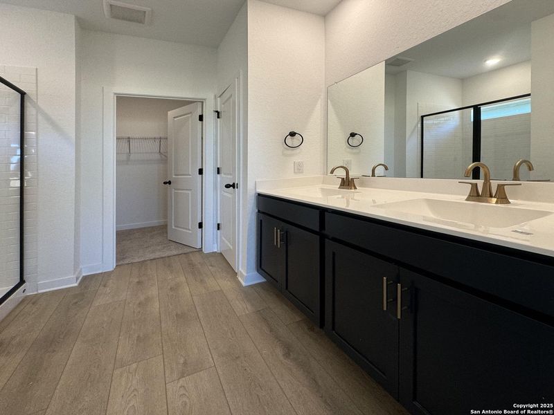 Furnished interior view inside a new home in Enclave at Hennersby Hollow 50's, San Antonio (Image 7).