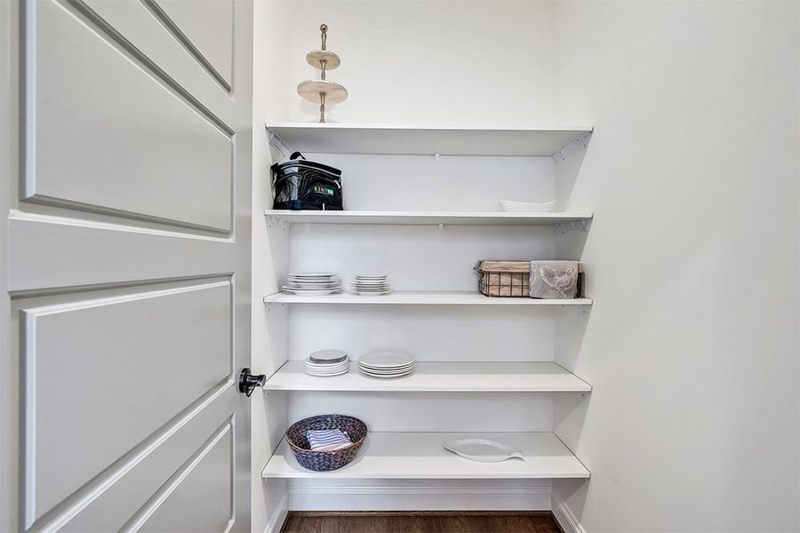 Lumina Island, Kitchen