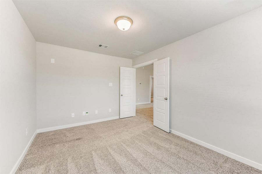 Spacious, unfurnished interior of a new home in Sundance Cove - Premier Series, Crosby (Image 28).