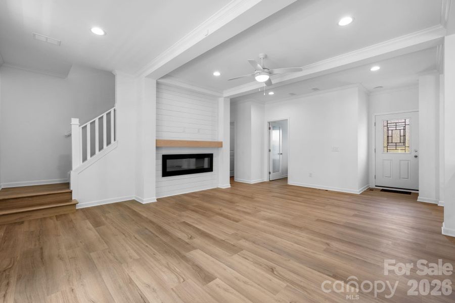 Spacious, unfurnished interior of a new home in , Granite Falls (Image 20).