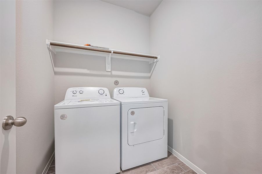 Image 46 of a home in Sunterra.