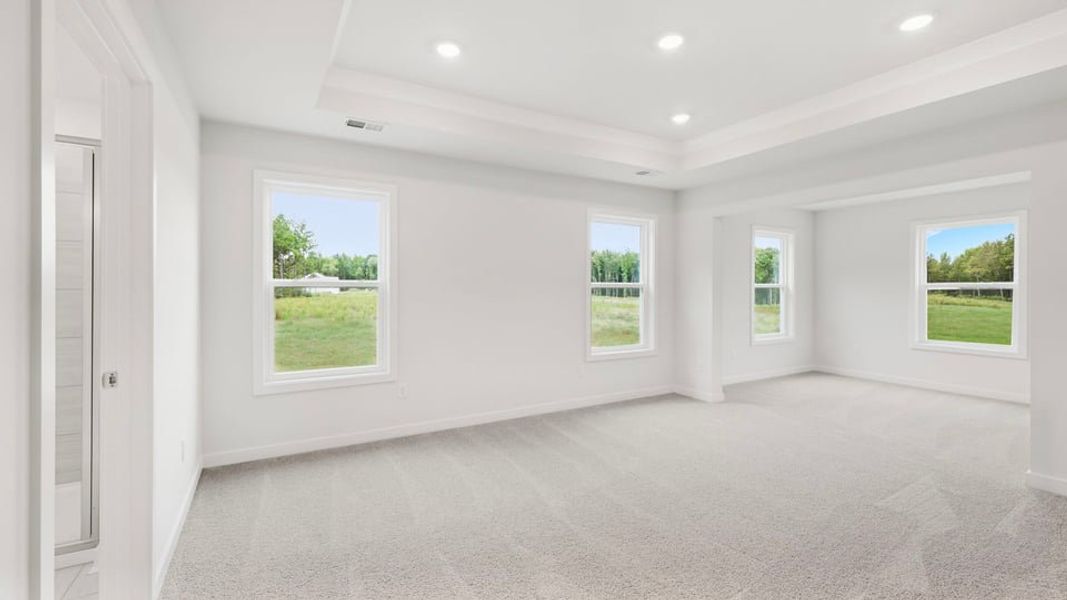 Spacious, unfurnished interior of a new home in Adams Glen, Greenville (Image 37).
