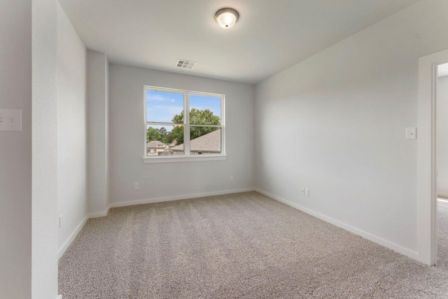 Spacious, unfurnished interior of a new home in Spring Lake, Huntsville (Image 25). Spacious, unfurnished interior of a new home in Spring Lake, Huntsville (Image 25).