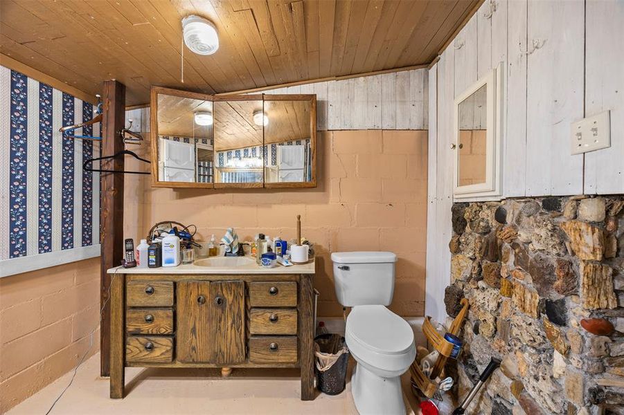 Furnished interior view inside a new home in , Granbury (Image 5). Furnished interior view inside a new home in , Granbury (Image 5).