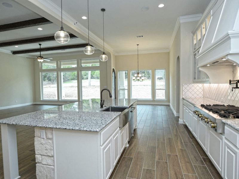 Representative furnished interior of a home built from the Coronado I by Giddens Homes in Clearwater Ranch, Liberty Hill (Image 74).
