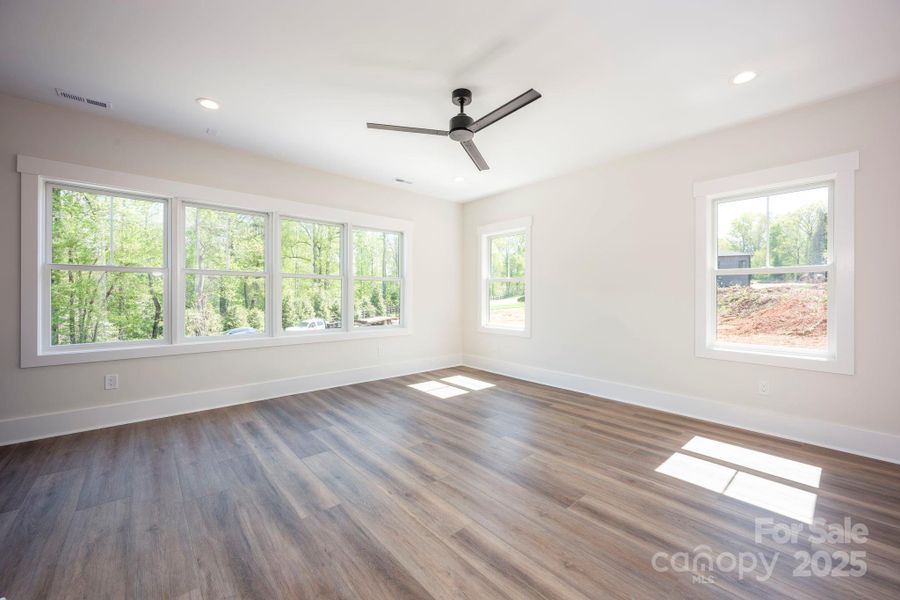 Loft with Bar/Entertainment Area