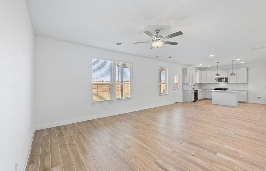 Spacious, unfurnished interior of a new home in Lagos, Manor (Image 40). Spacious, unfurnished interior of a new home in Lagos, Manor (Image 40).