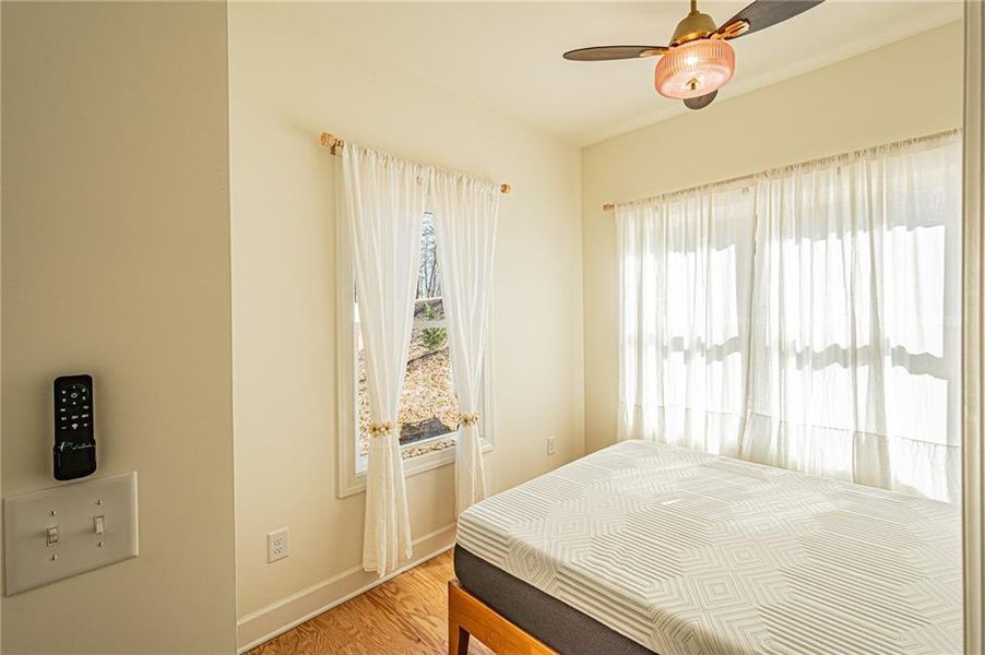 Furnished interior view inside a new home in , Dahlonega (Image 19).