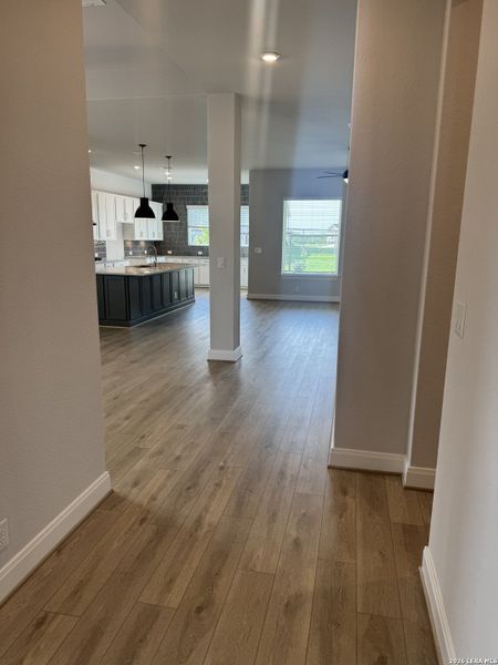 Spacious, unfurnished interior of a new home in The Crossvine 55’, Schertz (Image 7).