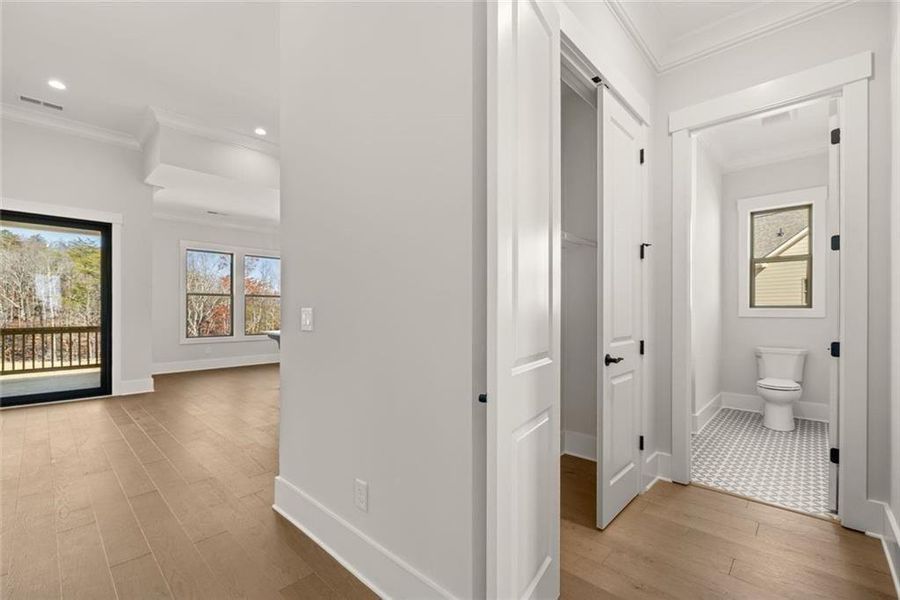 Spacious, unfurnished interior of a new home in Horizon at Laurel Canyon, Canton (Image 20).