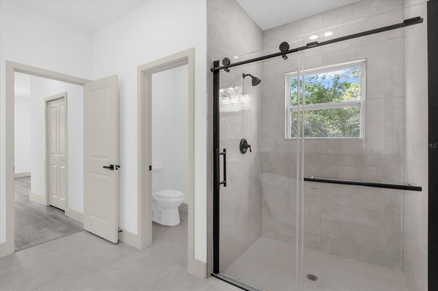 Image 27 of a home in .