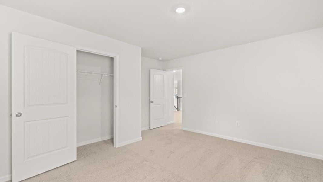 Spacious, unfurnished interior of a new home in Haven Abbey, Cumming (Image 26).