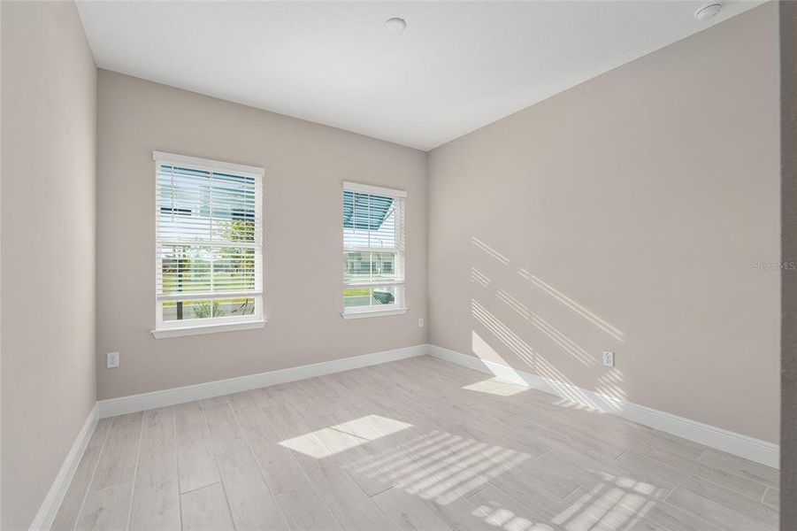 Spacious, unfurnished interior of a new home in , Ocala (Image 54).
