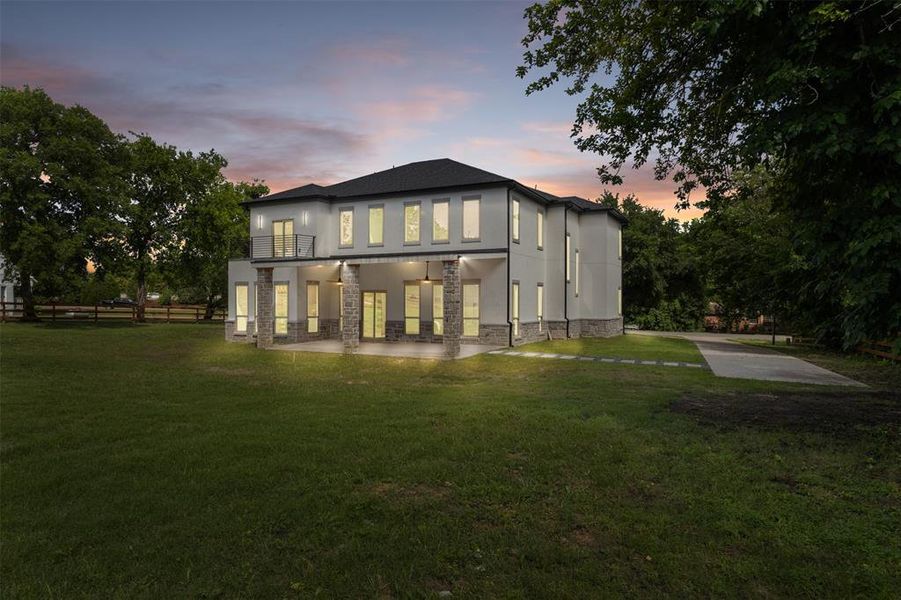Exterior details and patio area of a home in , Rowlett (Image 25).