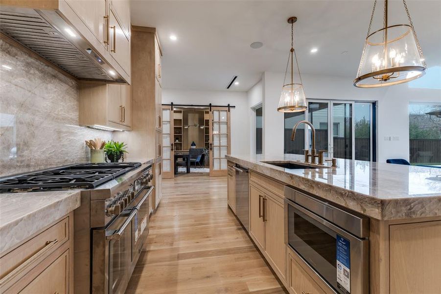 Furnished interior view inside a new home in , Dallas (Image 5). Furnished interior view inside a new home in , Dallas (Image 5).