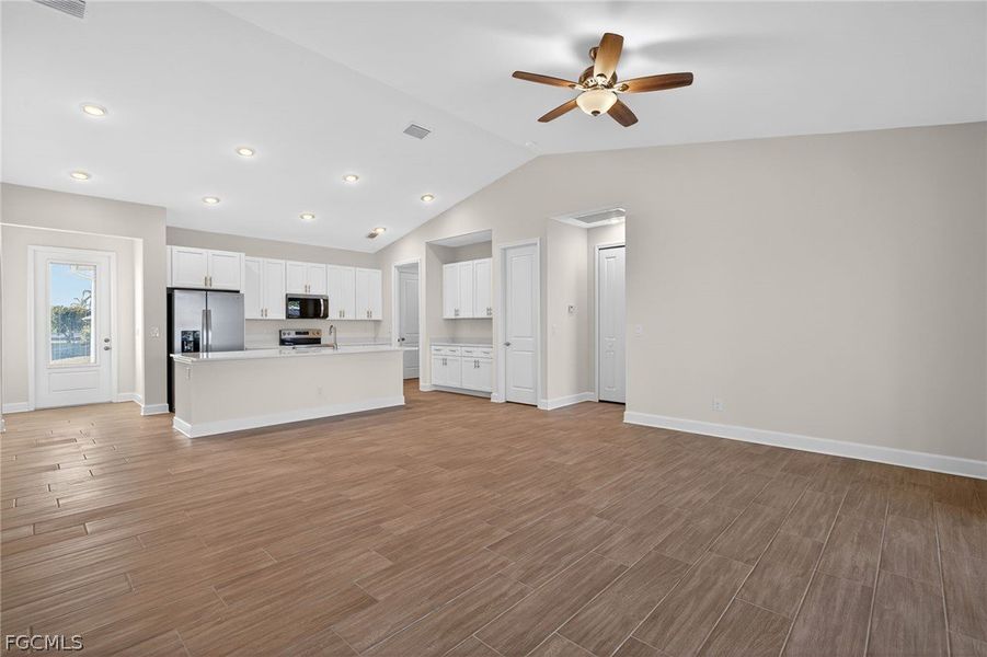 Spacious, unfurnished interior of a new home in Cape Coral, Cape Coral (Image 16). Spacious, unfurnished interior of a new home in Cape Coral, Cape Coral (Image 16).