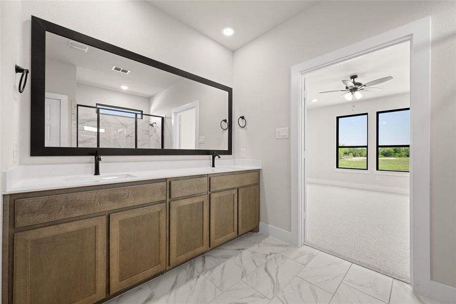 2850 FM No 878- Primary Suite-5