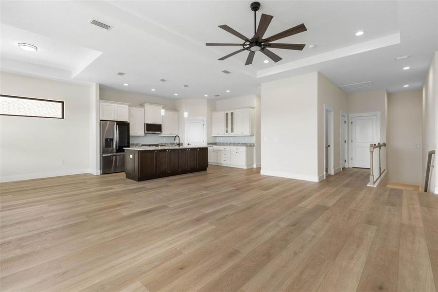 Spacious, unfurnished interior of a new home in , Palm Coast (Image 71).