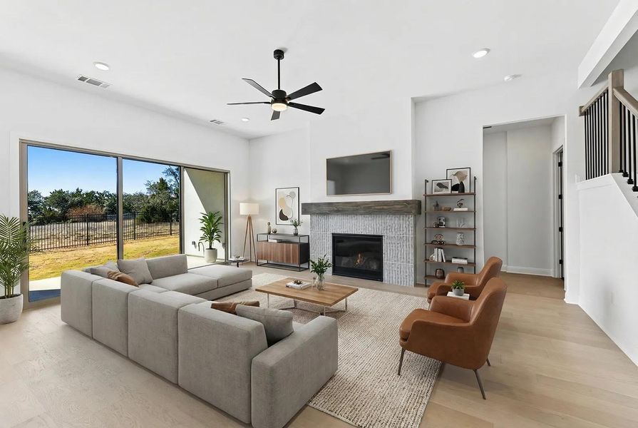 Deerfield II E Family room