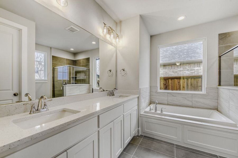 6033 Davis Knoll - Primary Bathroom 6033 Davis Knoll - Primary Bathroom