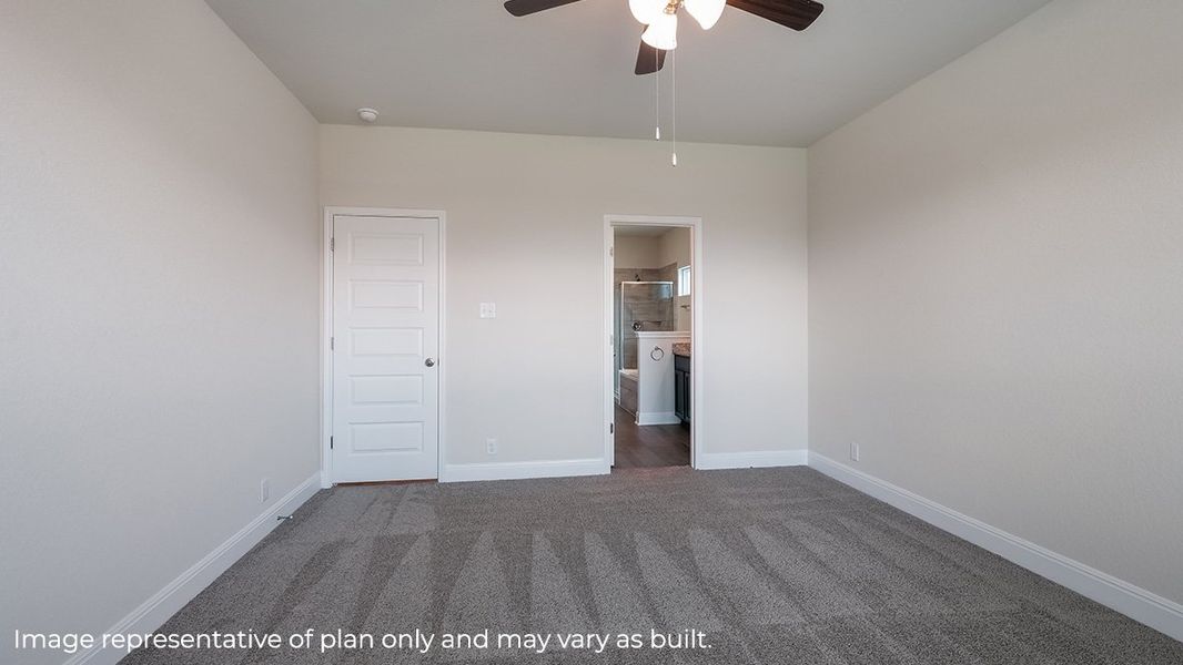 Representative unfurnished interior of a home built from the The Caspian by D.R. Horton in Steele Creek, Cibolo (Image 18).