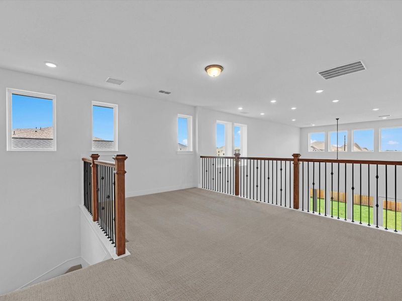 Spacious, unfurnished interior of a new home in Jubilee 50′, Hockley (Image 19).