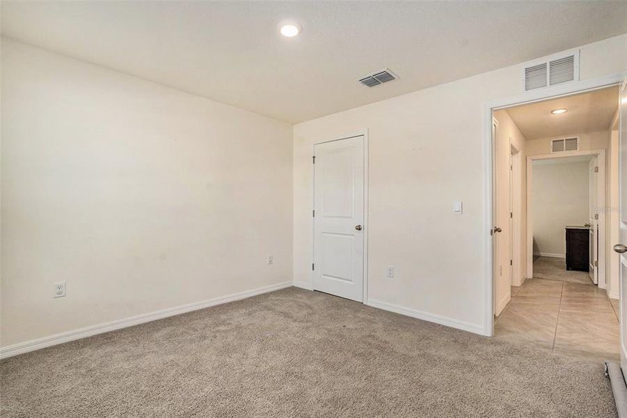 Spacious, unfurnished interior of a new home in Bella Lago, Parrish (Image 18).