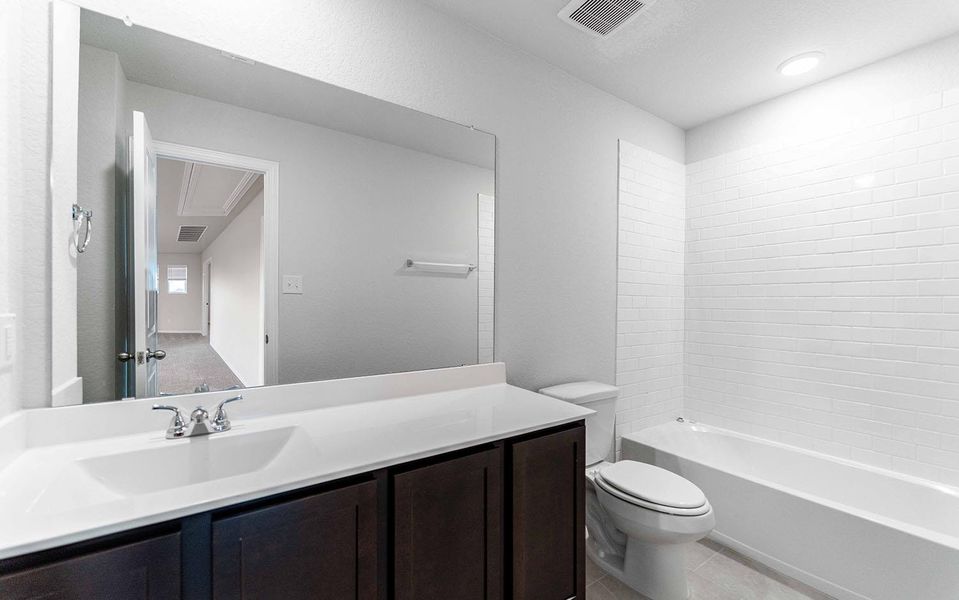 Furnished interior view inside a new home in Swenson Heights, Seguin (Image 8).