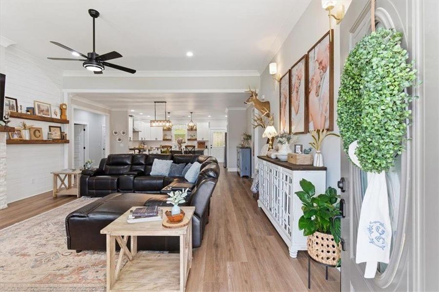 Furnished interior view inside a new home in , Calhoun (Image 18).