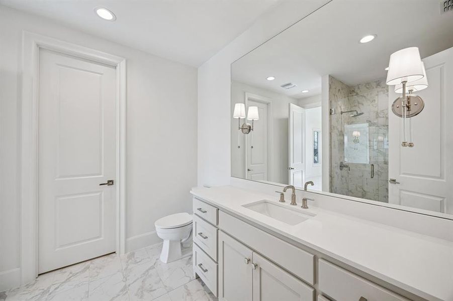 Furnished interior view inside a new home in , Dallas (Image 19).