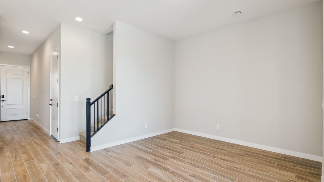 Spacious, unfurnished interior of a new home in Upper Canyon, Phoenix (Image 18).